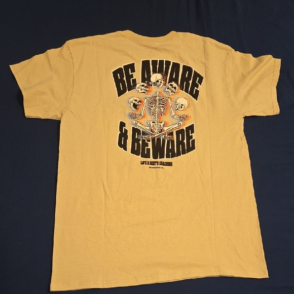 Men's Graphic T-Shirt - Picture 2 of 3